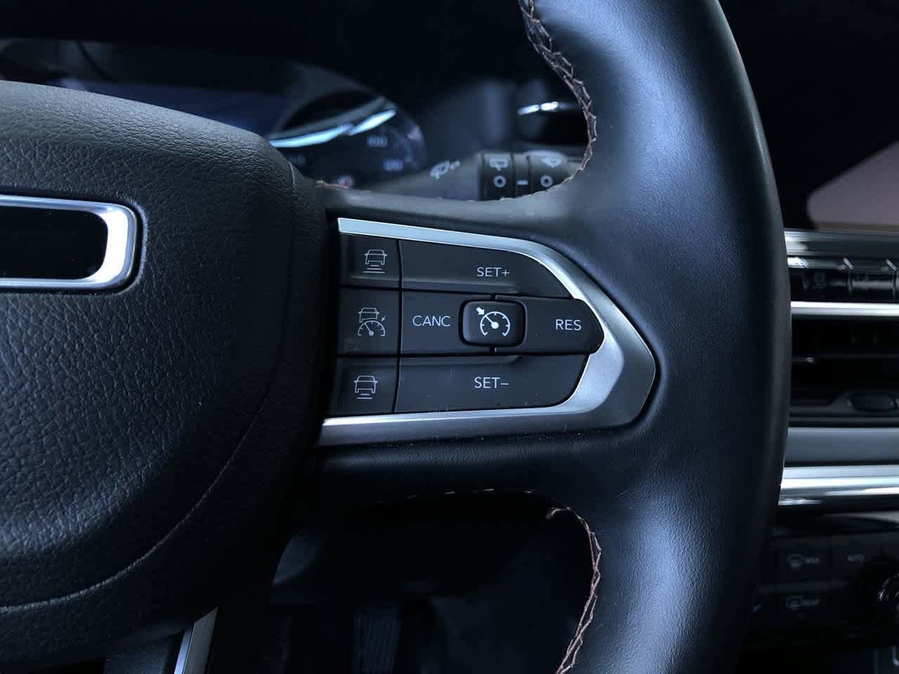 Thumbnail: 2022 Jeep Compass - 25