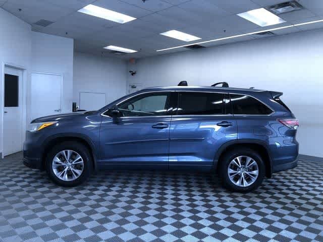 Thumbnail: 2015 Toyota Highlander - 12