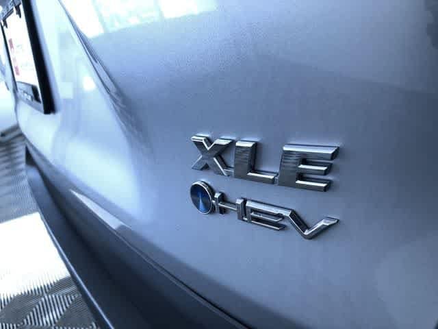 Thumbnail: 2025 Toyota RAV4 - 15