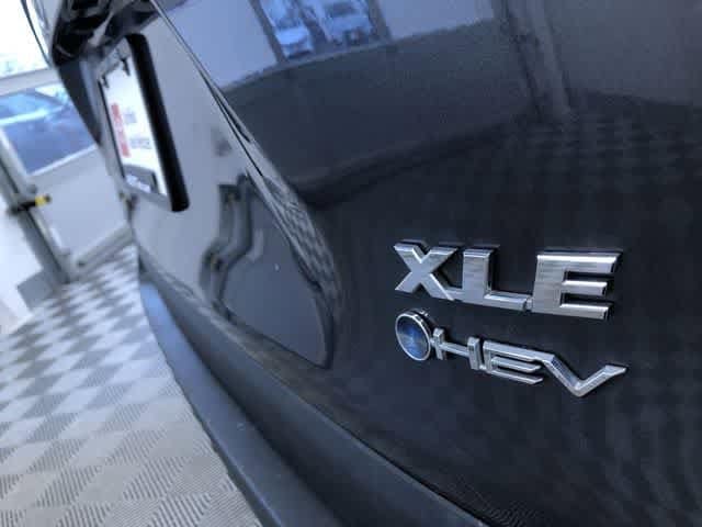 Thumbnail: 2025 Toyota RAV4 - 15