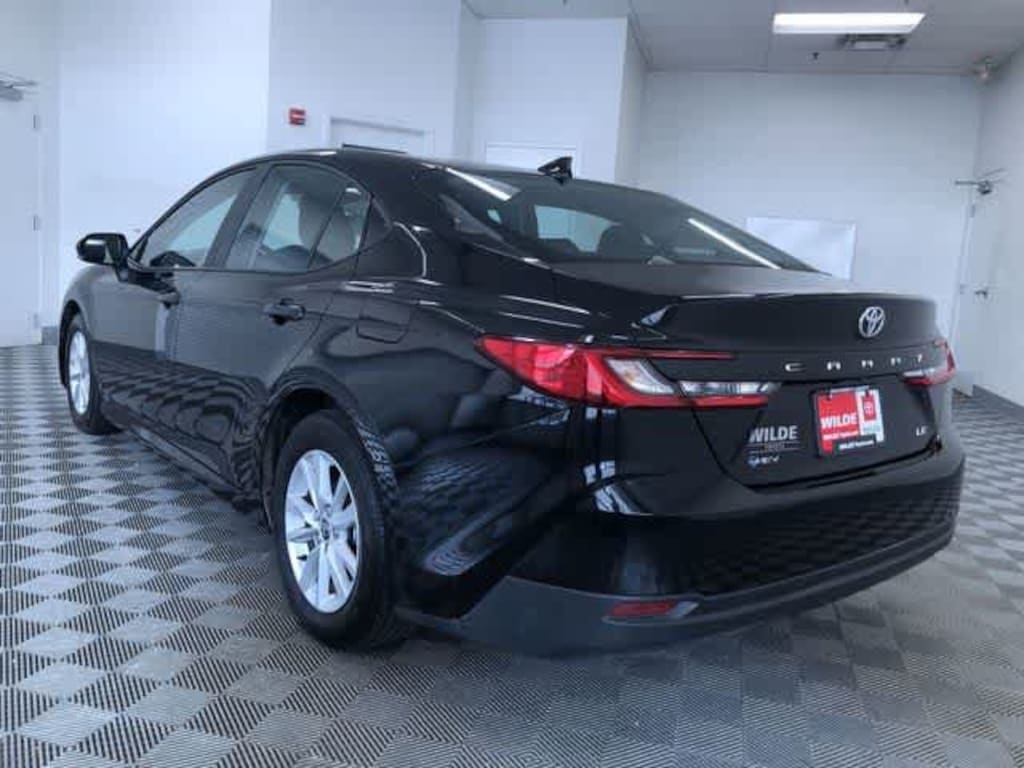 Used 2025 Toyota Camry LE Car