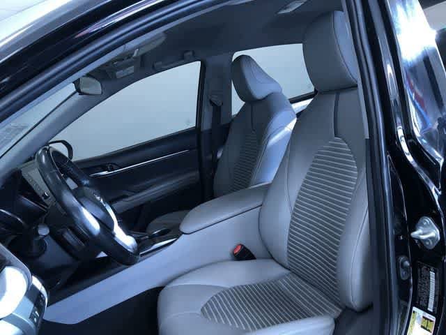 Thumbnail: 2022 Toyota Camry - 18