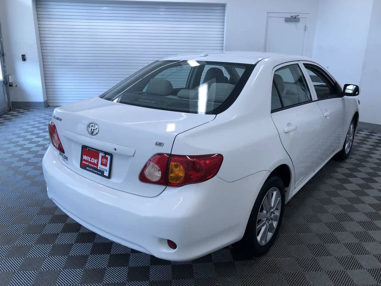 Thumbnail: 2009 Toyota Corolla - 32