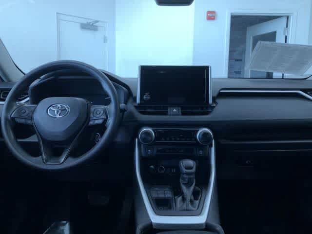 Thumbnail: 2025 Toyota RAV4 - 17