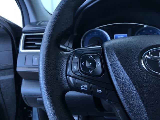 Thumbnail: 2017 Toyota Camry - 24