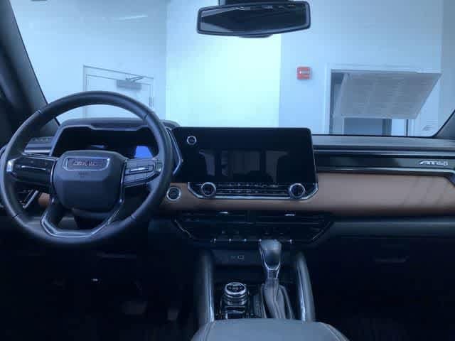 Thumbnail: 2024 GMC Canyon - 12