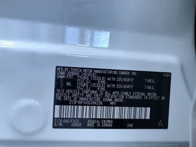 2025 Toyota RAV4 XLE - Photo 32