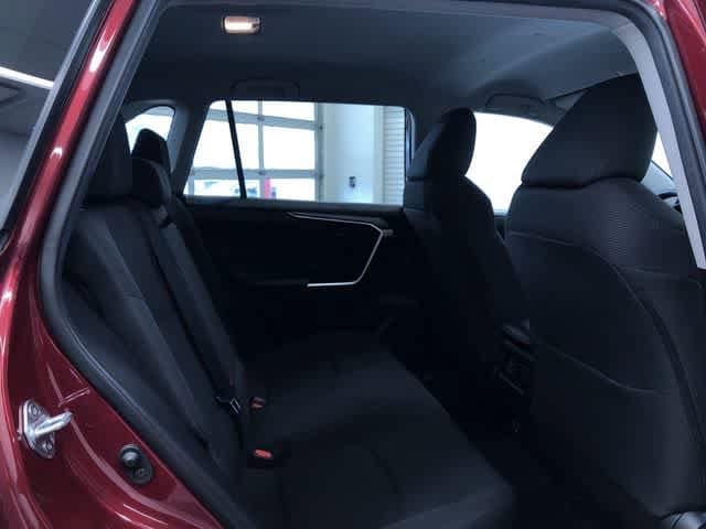 Thumbnail: 2021 Toyota RAV4 - 21