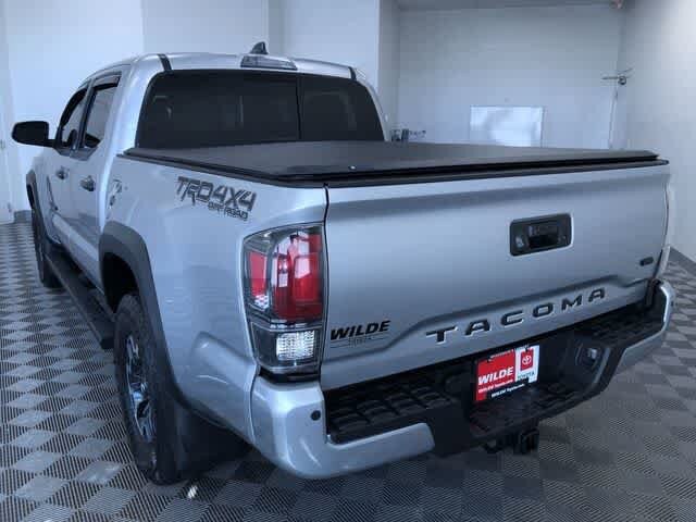 2022 Toyota Tacoma TRD photo 2