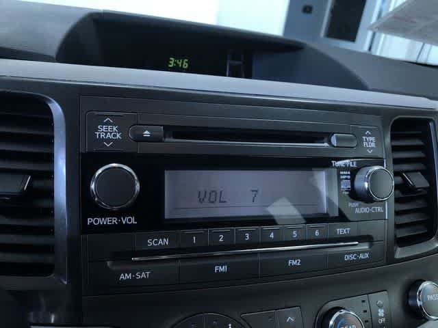 Thumbnail: 2012 Toyota Sienna - 33
