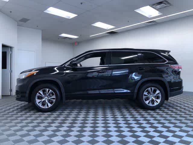 Thumbnail: 2015 Toyota Highlander - 12