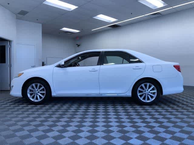 Thumbnail: 2013 Toyota Camry - 12
