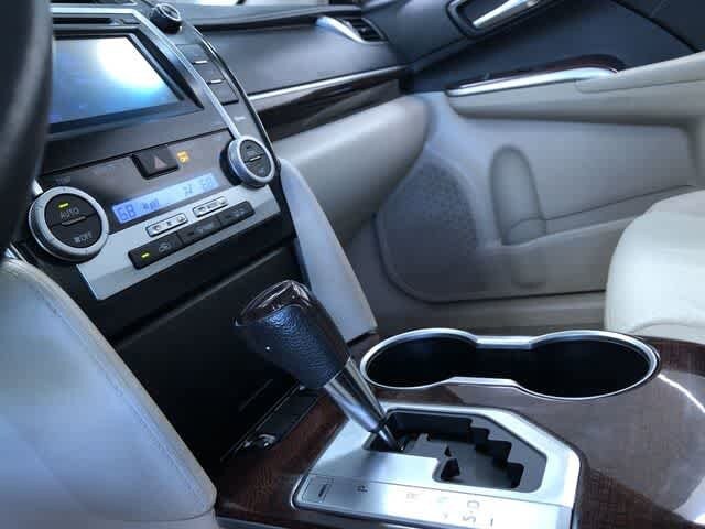 Thumbnail: 2013 Toyota Camry - 30