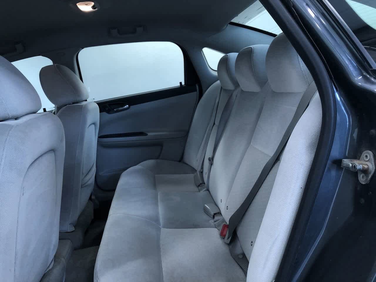 Thumbnail: 2010 Chevrolet Impala - 20