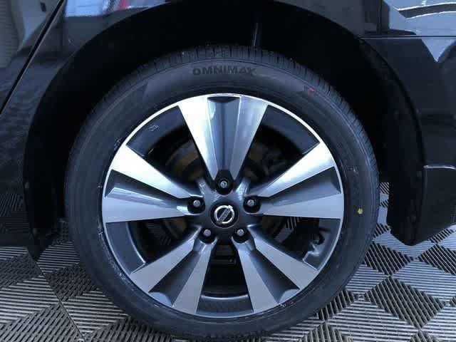 Thumbnail: 2019 Nissan Sentra - 17