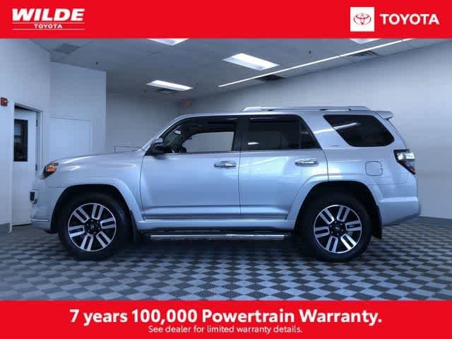 Thumbnail: 2017 Toyota 4Runner - 3