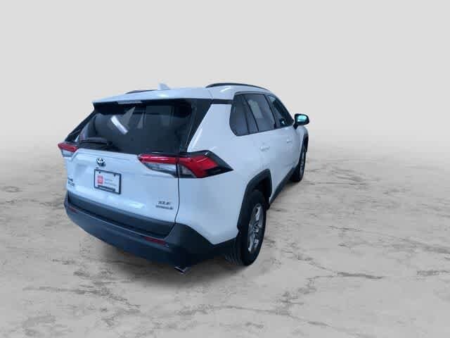 Thumbnail: 2024 Toyota RAV4 - 9