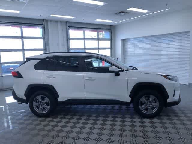 Thumbnail: 2025 Toyota RAV4 - 37