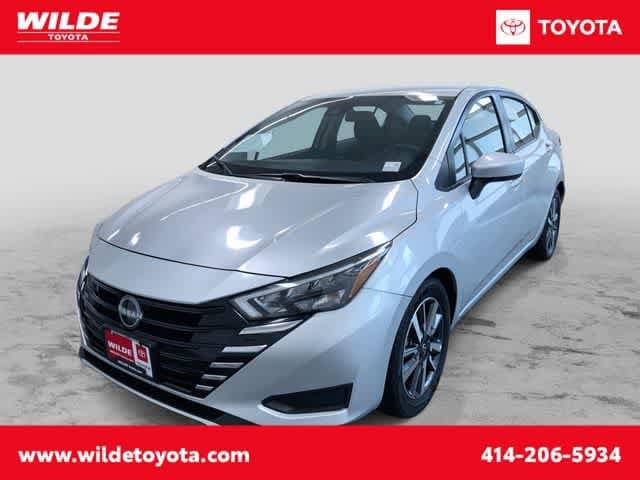 2025 Nissan Versa Sedan SV