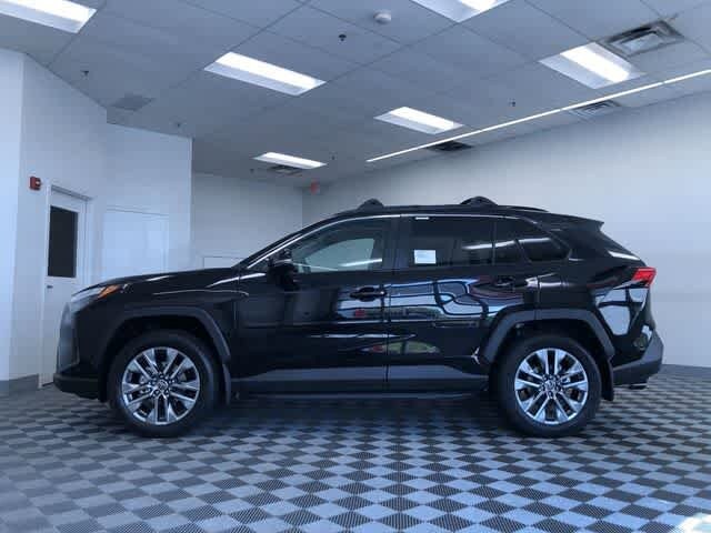 Thumbnail: 2025 Toyota RAV4 - 11