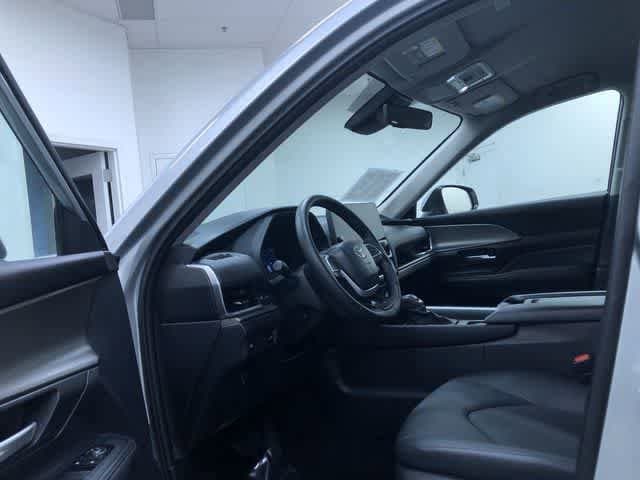 Thumbnail: 2025 Toyota Grand Highlander - 12