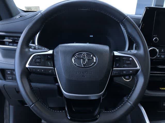 Thumbnail: 2025 Toyota Highlander - 24