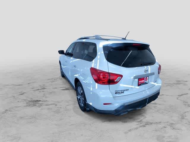 Thumbnail: 2017 Nissan Pathfinder - 8