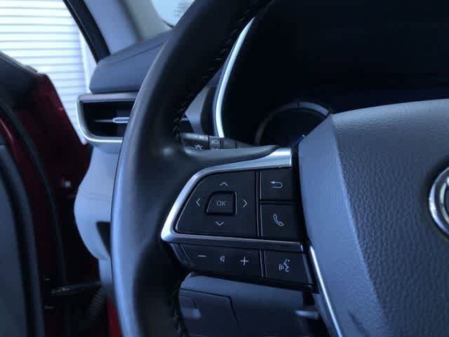 Thumbnail: 2021 Toyota Highlander - 26