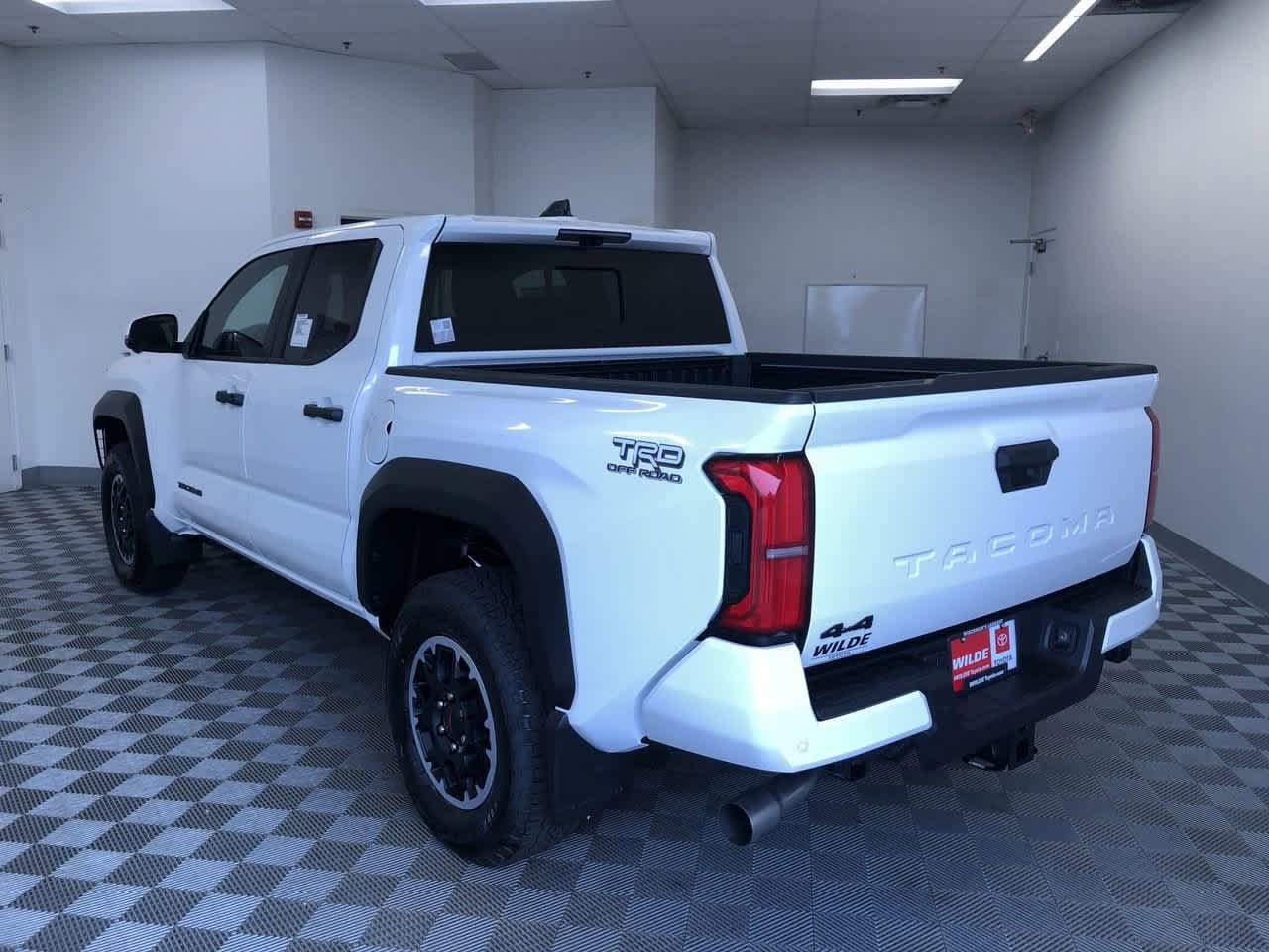 2025 Toyota Tacoma TRD Off-Road 4