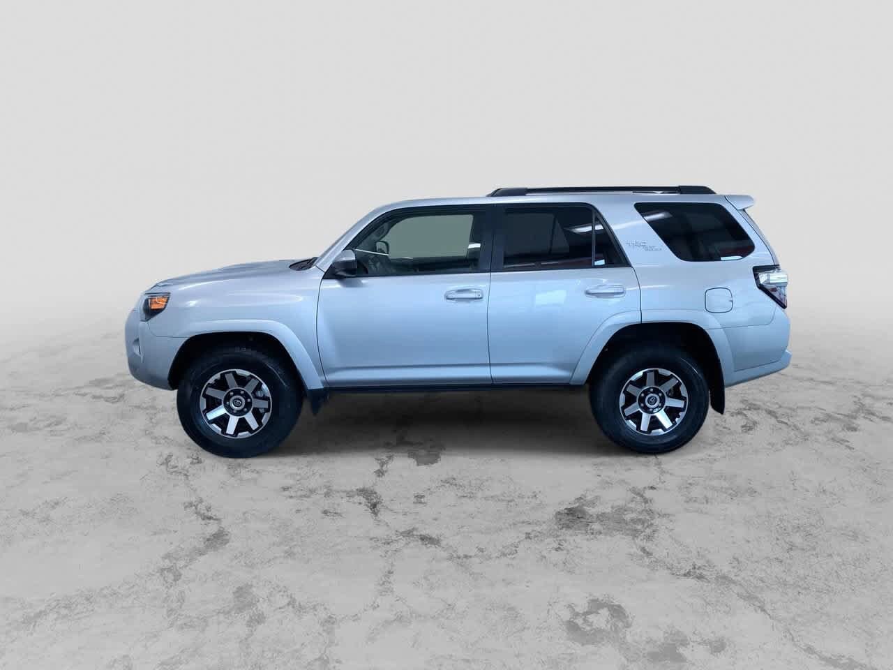 2024 Toyota 4Runner TRD Off Road 6
