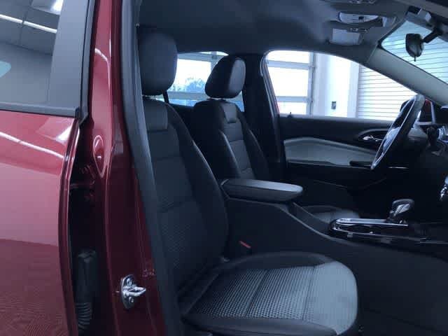 Thumbnail: 2025 Chevrolet Trax - 23