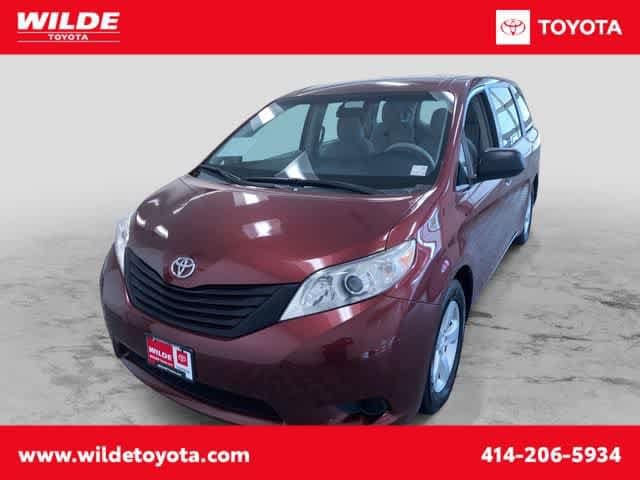 Thumbnail: 2012 Toyota Sienna - 1
