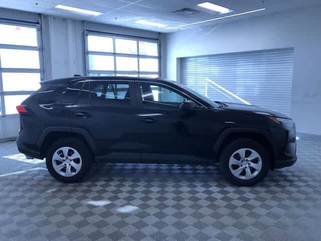 Thumbnail: 2025 Toyota RAV4 - 34