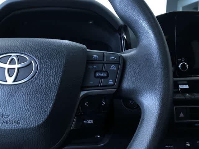 Thumbnail: 2025 Toyota Camry - 18