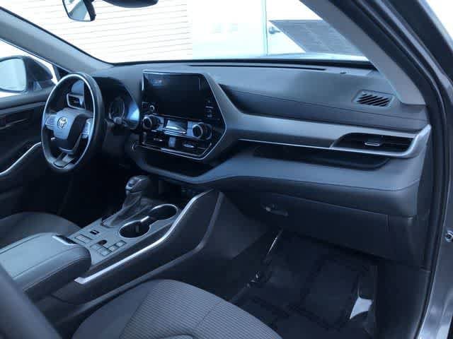 Thumbnail: 2024 Toyota Highlander - 25