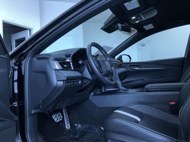 Thumbnail: 2025 Toyota Camry - 11