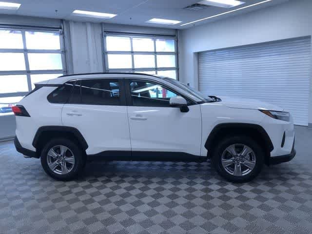 Thumbnail: 2025 Toyota RAV4 - 35