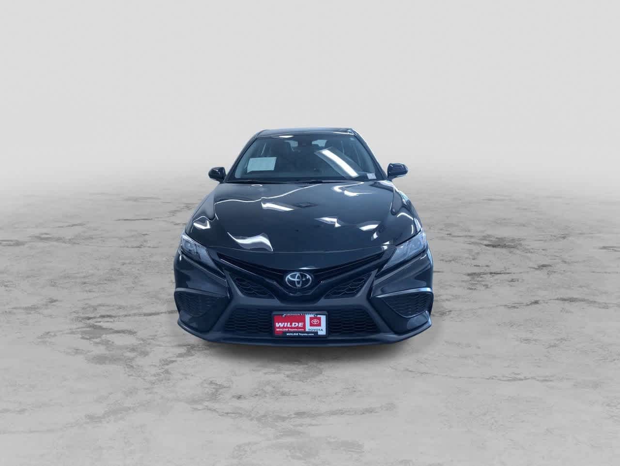 2024 Toyota Camry SE 4