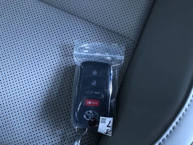 Thumbnail: 2026 Toyota Prius - 23