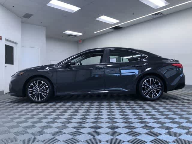 Thumbnail: 2025 Toyota Camry - 11