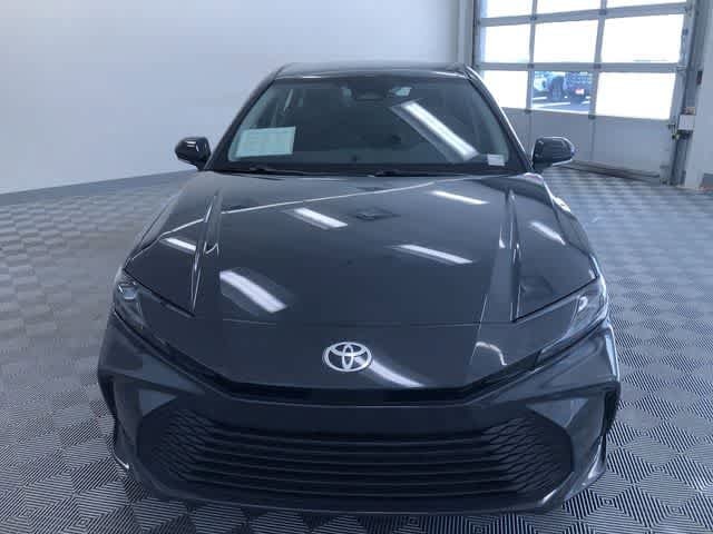 Thumbnail: 2025 Toyota Camry - 15