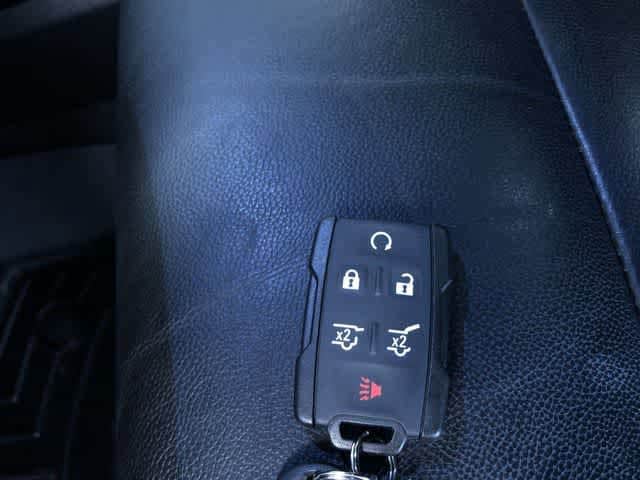 Thumbnail: 2019 Chevrolet Suburban - 25