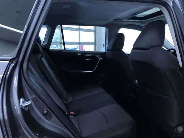 Thumbnail: 2025 Toyota RAV4 - 21