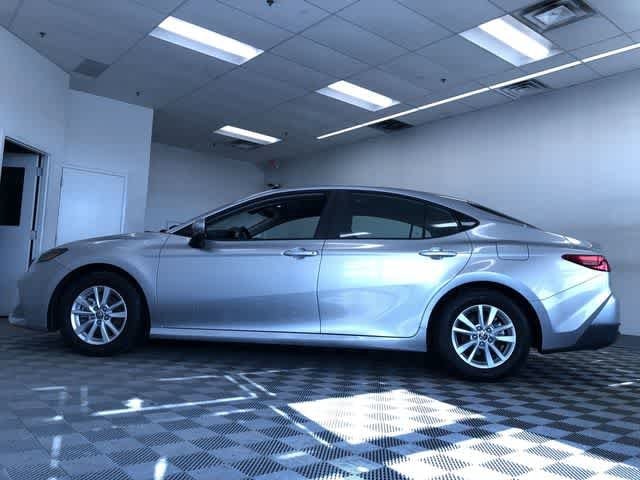 Thumbnail: 2025 Toyota Camry - 12