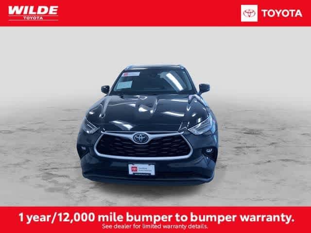 Thumbnail: 2021 Toyota Highlander - 4