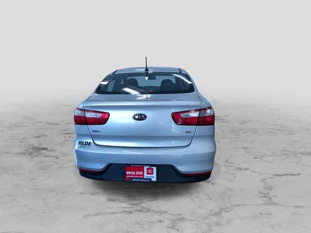 Thumbnail: 2016 Kia Rio - 9