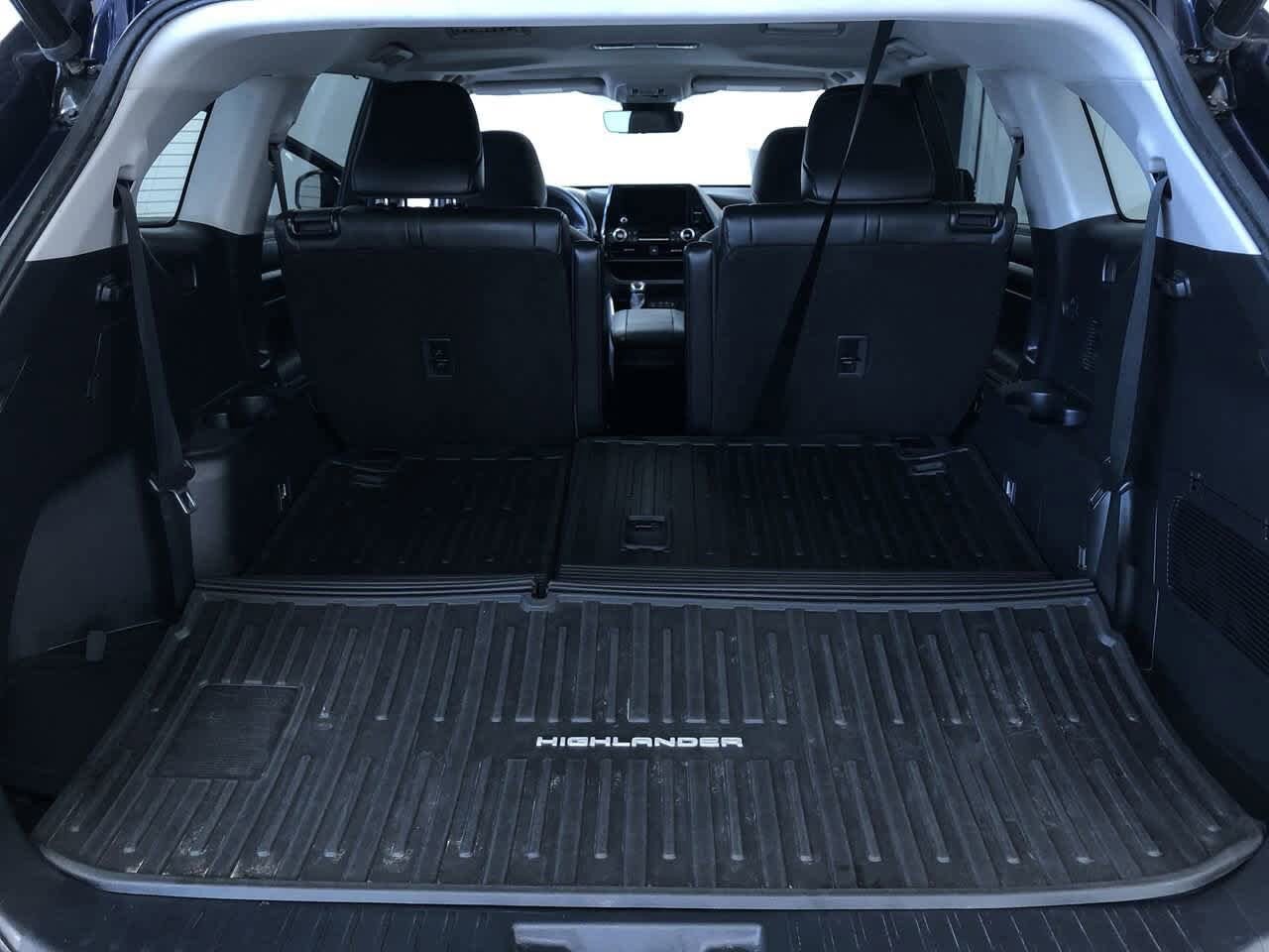 2023 Toyota Highlander XLE 35