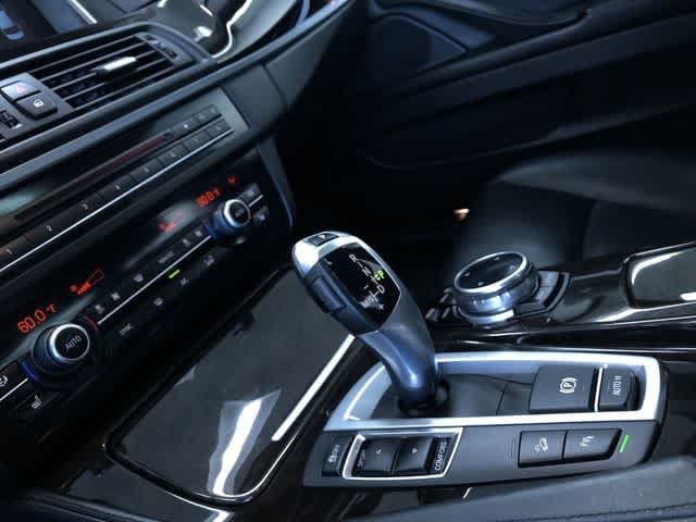 Thumbnail: 2015 BMW 5 Series - 29