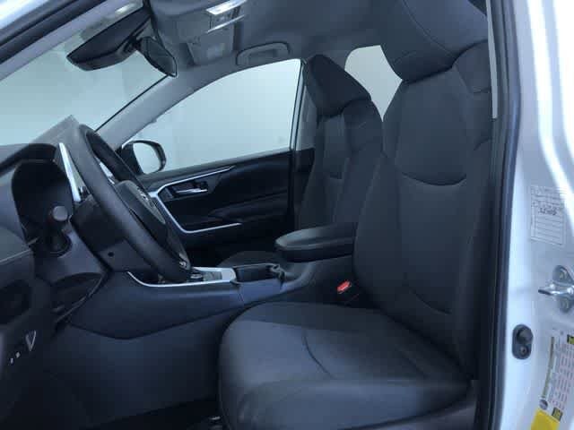 Thumbnail: 2025 Toyota RAV4 - 18