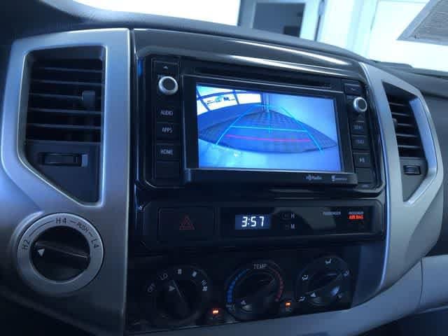 Thumbnail: 2014 Toyota Tacoma - 21